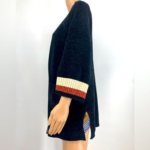 Janice Apparel Black Velour Open Front Cardigan One Size - Picture 3 of 10